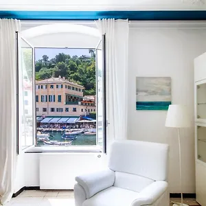  Apartment Blue By Portofinohomes